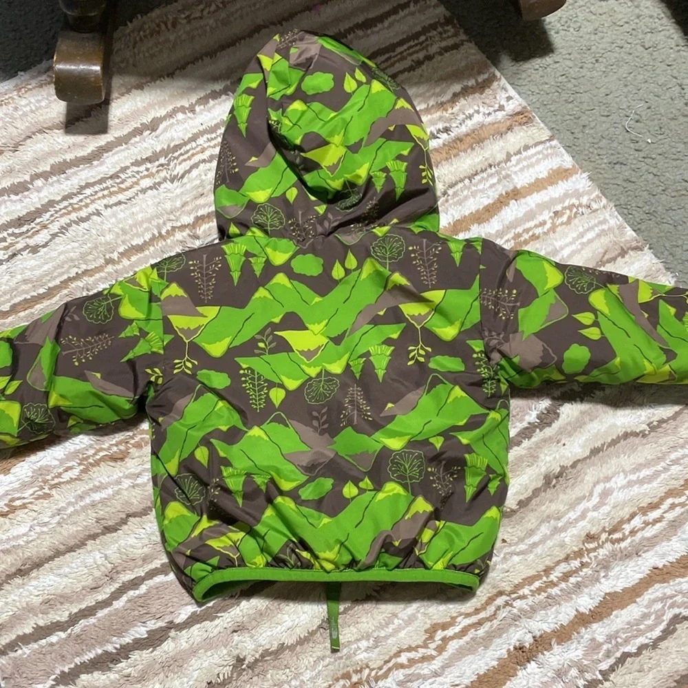 The North Face Reversible Puffer Baby Jacket​​​ - Picture 6 of 12